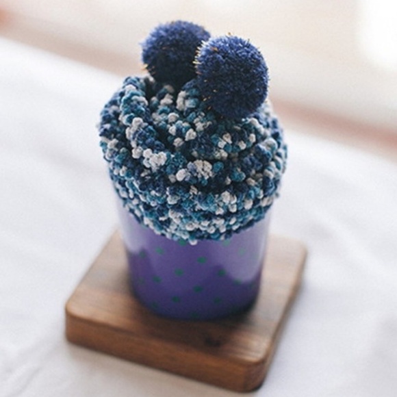 Trendy Jewels Accessories - Stocking Stuffer❄️Navy💙Cupcake Socks